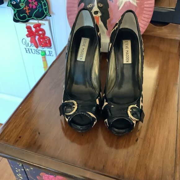 Steve Madden “Lezlje”Leather Heels -Size 7 - Picture 2 of 6